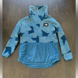 The North Face Blue Geometric Riit Cowl Neck Pullover Fleece W/Pockets Women’s L